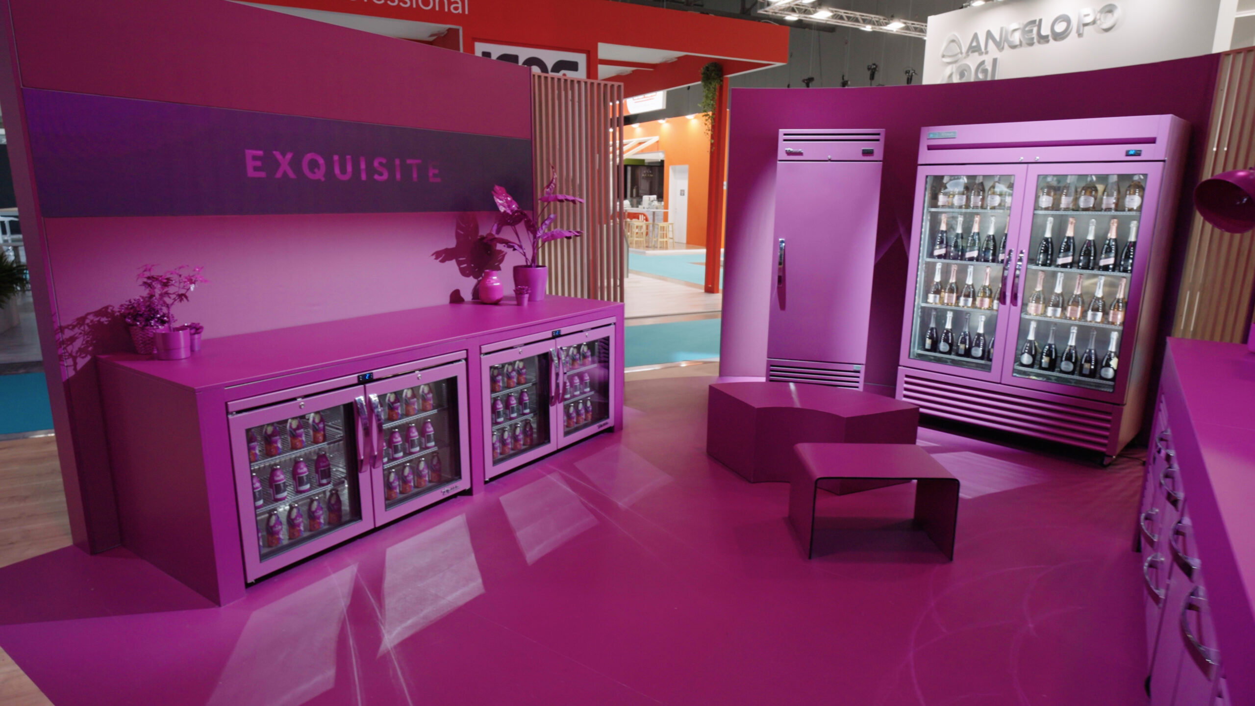 True_HostMilan23_Colorlounge2